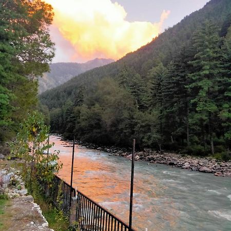 The White House Hotel Kasol Buitenkant foto
