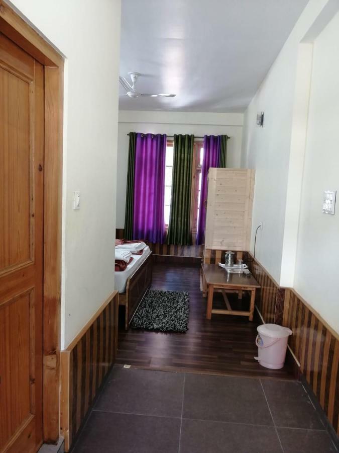 The White House Hotel Kasol Buitenkant foto